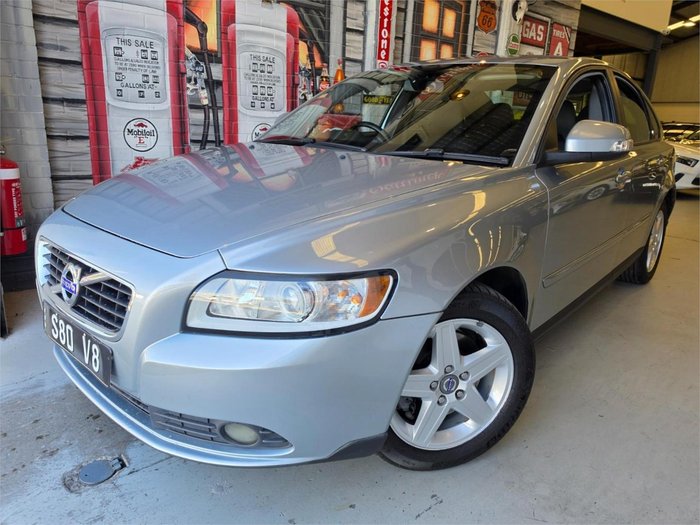 2010 Volvo S40