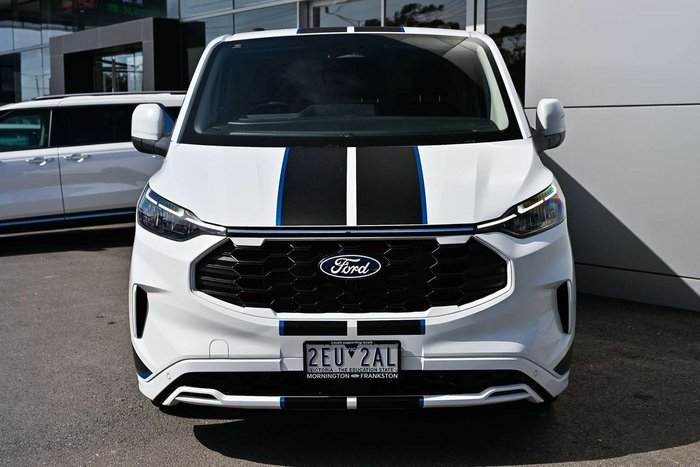 2024 Ford Transit Custom