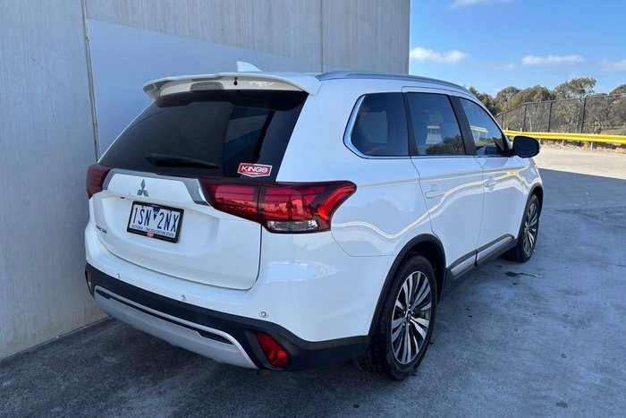 2020 Mitsubishi Outlander LS