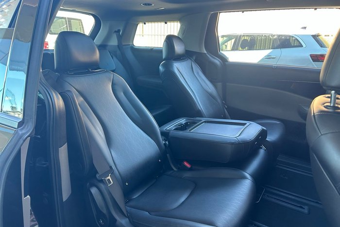 2024 Kia Carnival GT-Line