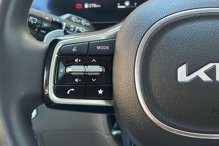 2024 Kia Carnival GT-Line