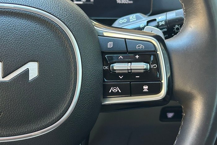 2024 Kia Carnival GT-Line