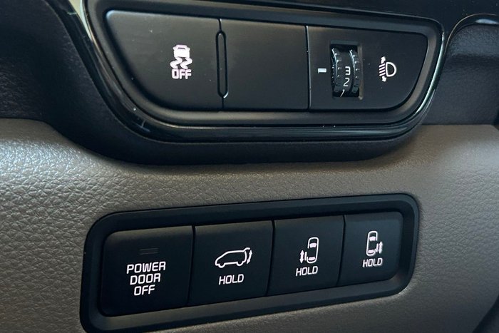 2024 Kia Carnival GT-Line