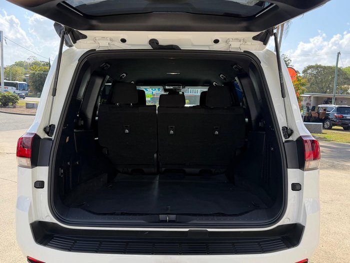 2025 Toyota Landcruiser GX