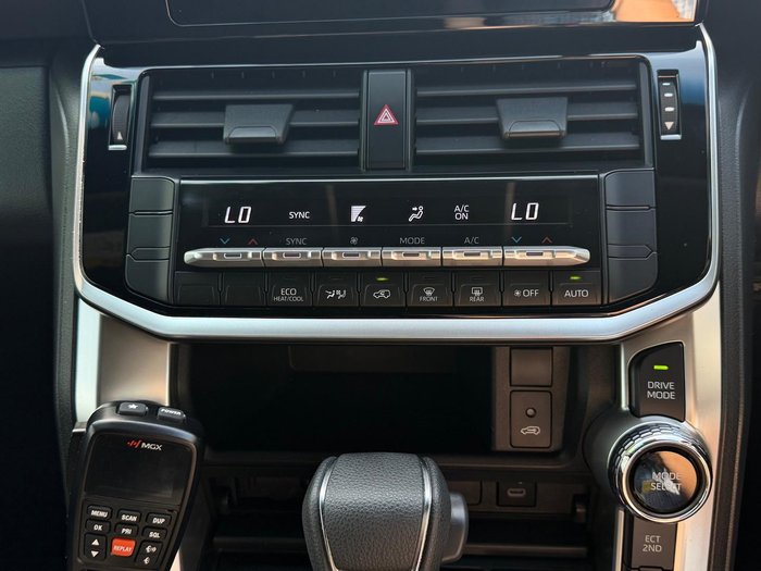2025 Toyota Landcruiser GX