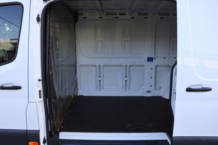 2019 Mercedes-Benz Sprinter 9