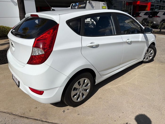 2016 Hyundai Accent Active