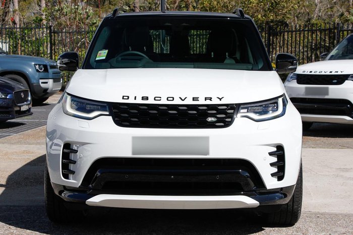 2025 Land Rover Discovery P360 Dynamic SE