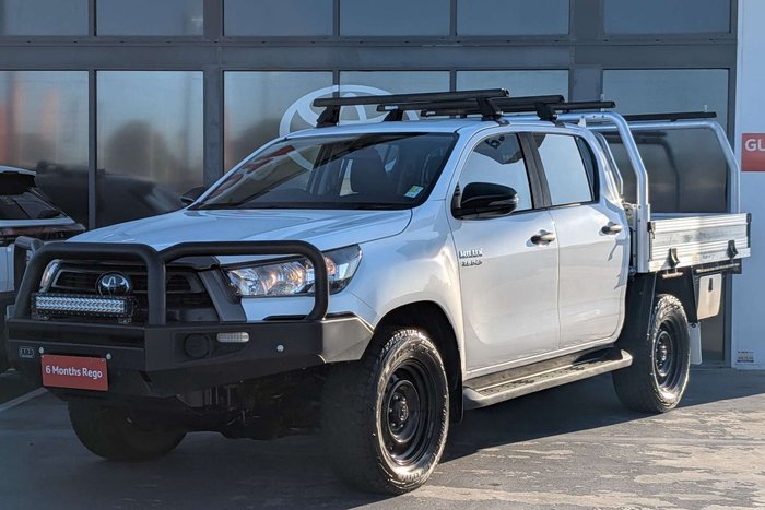 2022 Toyota Hilux SR