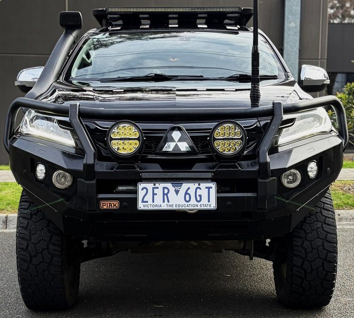 2019 Mitsubishi Pajero Sport Black Edition
