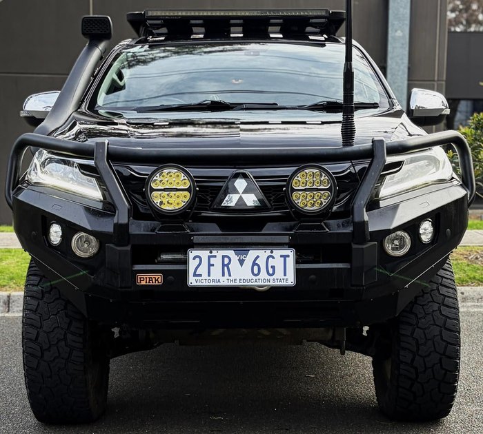 2019 Mitsubishi Pajero Sport Black Edition