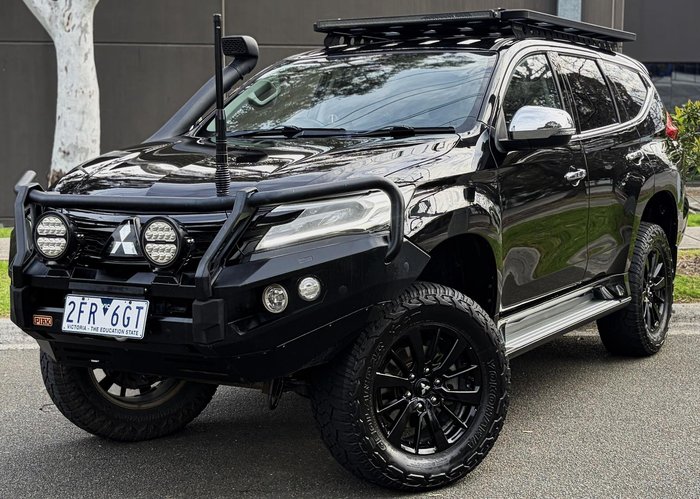 2019 Mitsubishi Pajero Sport Black Edition