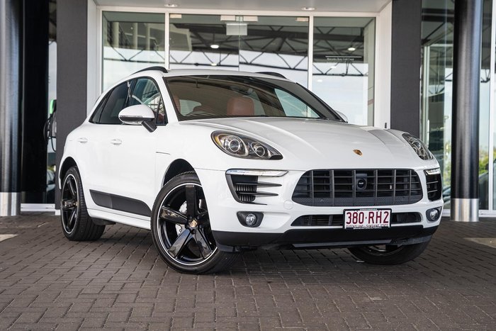 2015 Porsche Macan