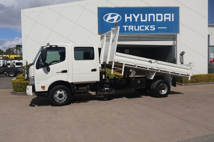 2014 HINO DUTRO