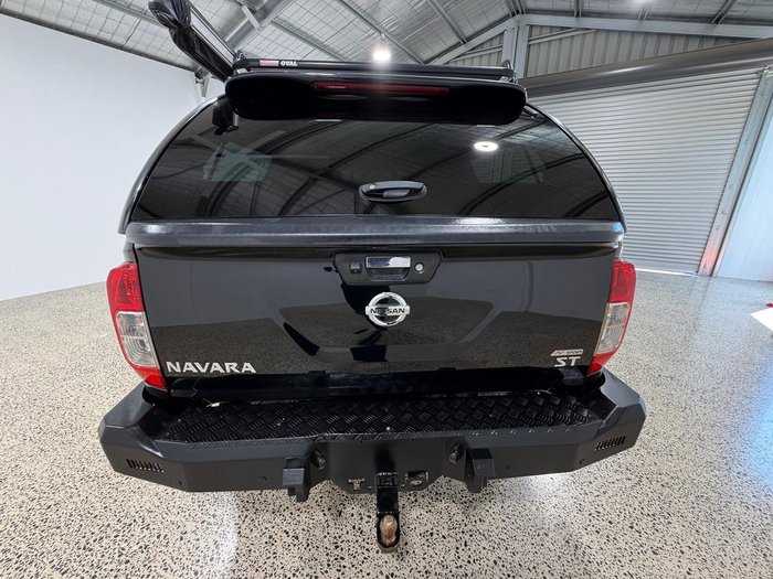 2017 Nissan Navara ST