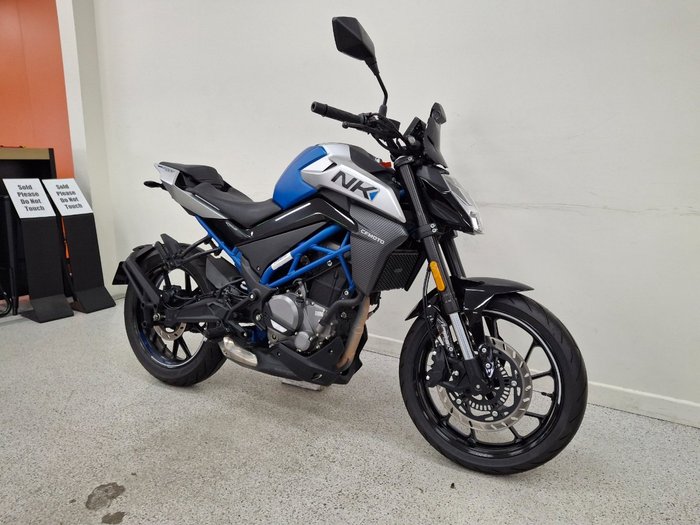2022 CFMOTO 300 NK ABS