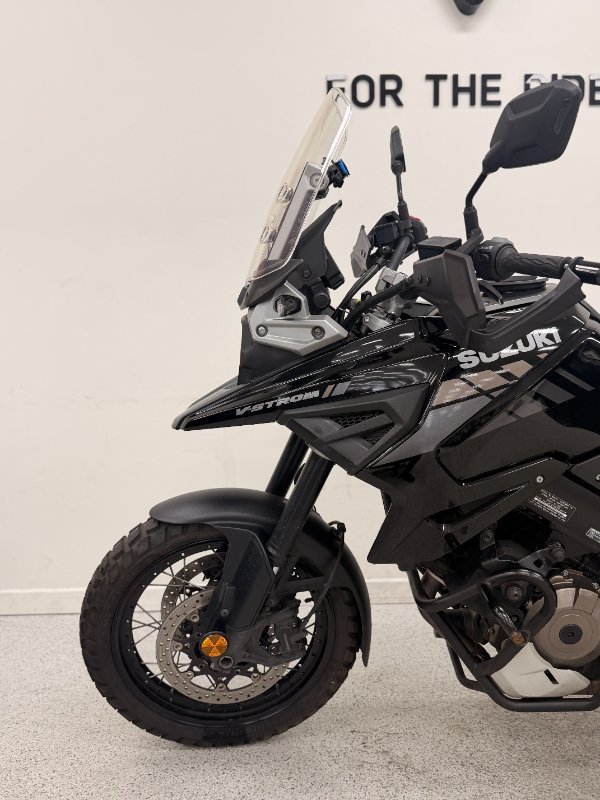 2020 Suzuki V-STROM 1050XT (DL1050RC) Black