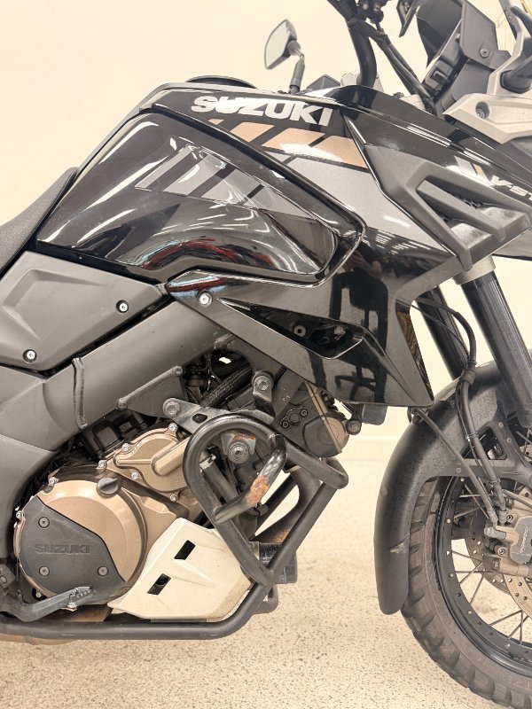 2020 Suzuki V-STROM 1050XT (DL1050RC) Black