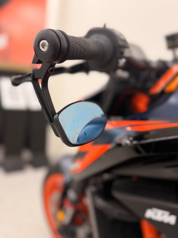 2023 Ktm 890 DUKE R Orange