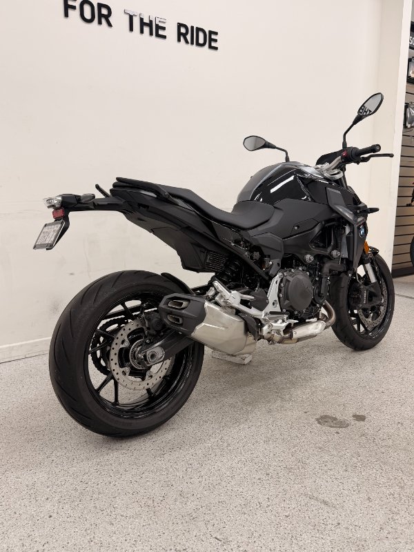 2024 BMW Motorrad F 900 R Black