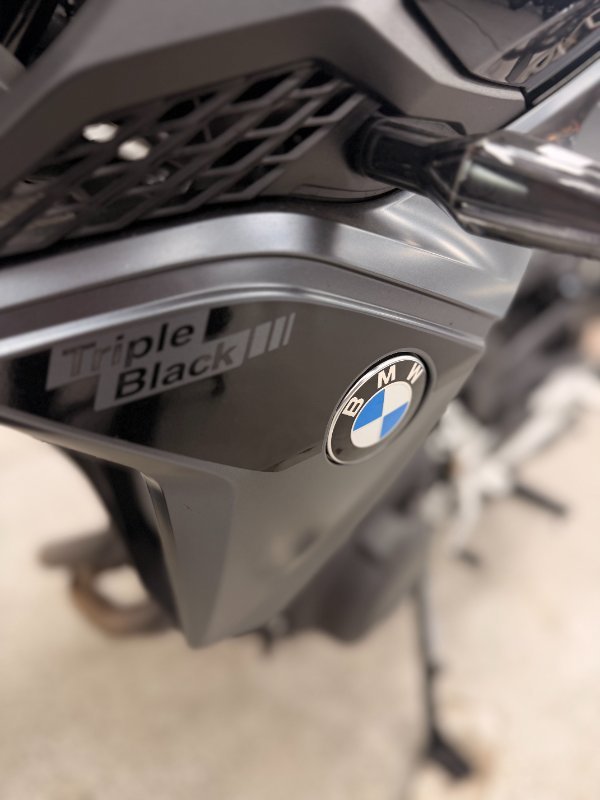 2024 BMW Motorrad F 900 R Black