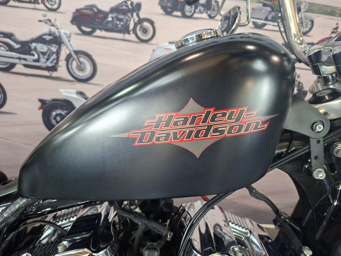 2013 Harley-Davidson Seventy-Two (XL1200V)