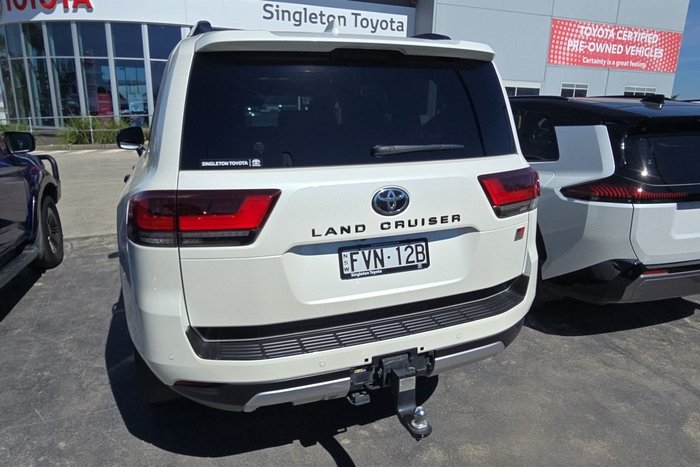2025 Toyota Landcruiser GR Sport