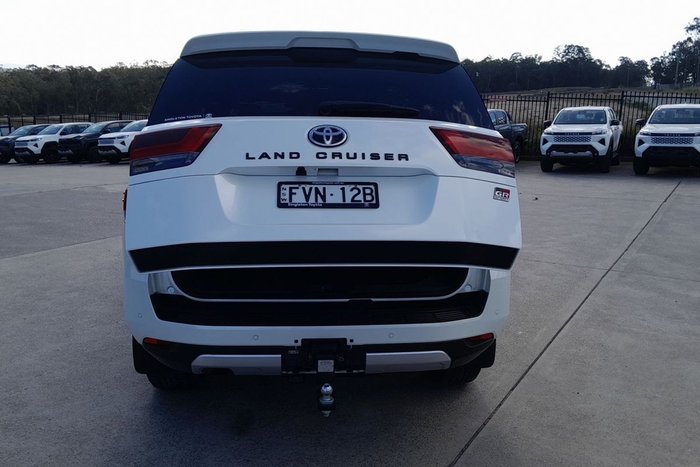 2025 Toyota Landcruiser GR Sport