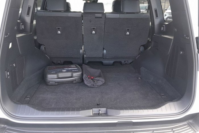 2025 Toyota Landcruiser GR Sport