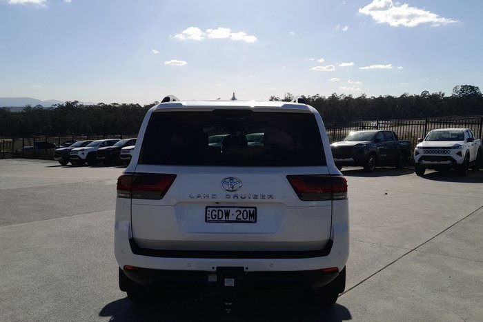 2022 Toyota Landcruiser VX