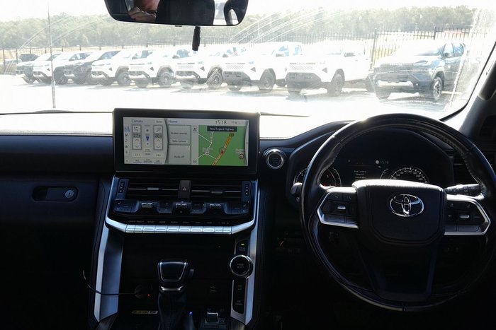 2022 Toyota Landcruiser VX