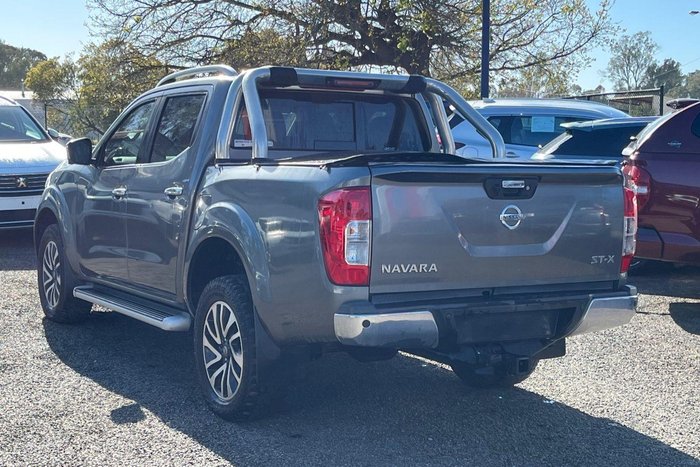 2019 Nissan Navara ST-X