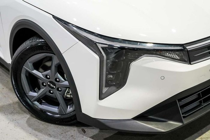 2025 Kia K4 S