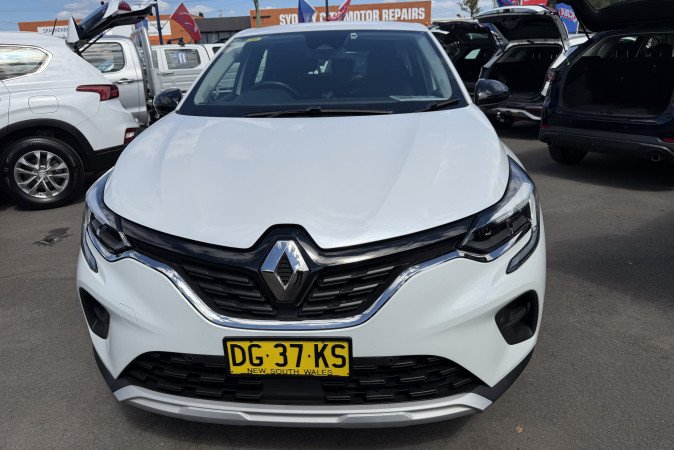 2023 RENAULT CAPTUR