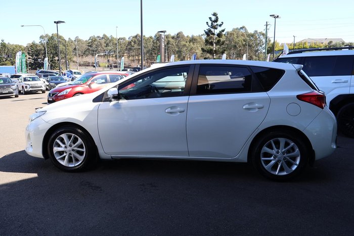2014 Toyota Corolla Ascent Sport