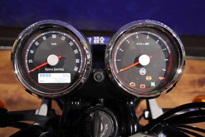 2023 Royal Enfield INTERCEPTOR 650 E5 CUSTOM Black