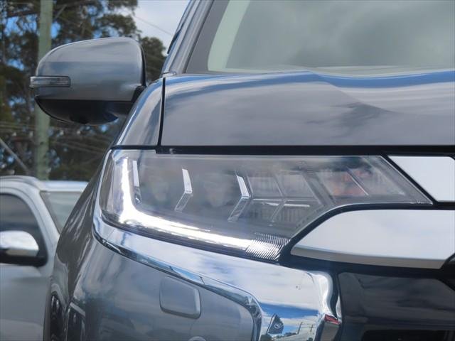 2021 Mitsubishi Outlander Exceed