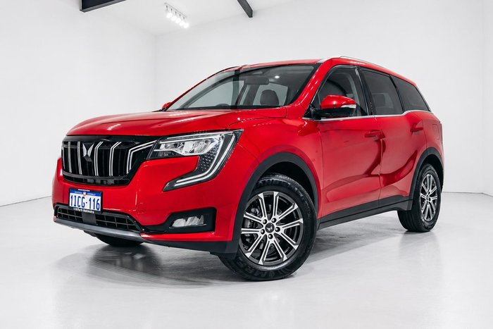2023 Mahindra XUV700