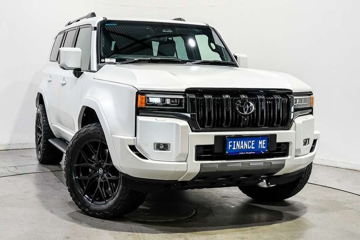 2025 Toyota Landcruiser Prado