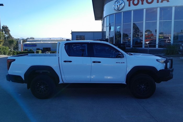 2025 Toyota Hilux