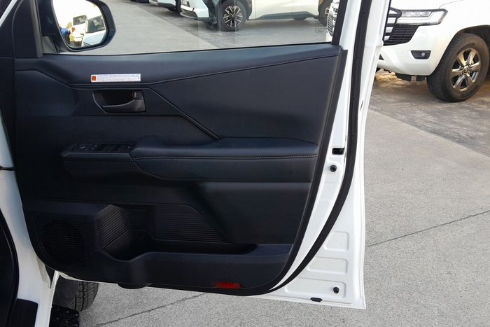 2025 Toyota Hilux