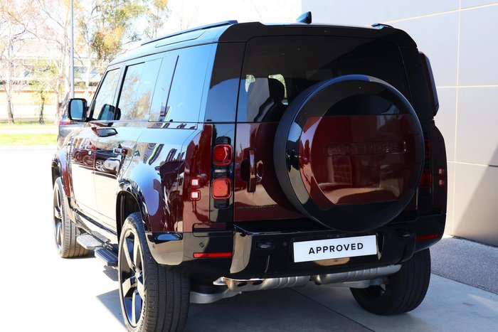 2024 Land Rover Defender 110 D350 Sedona Edition