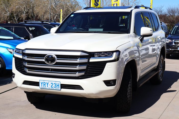 2023 Toyota Landcruiser VX