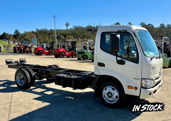 2025 Hino 300 Series