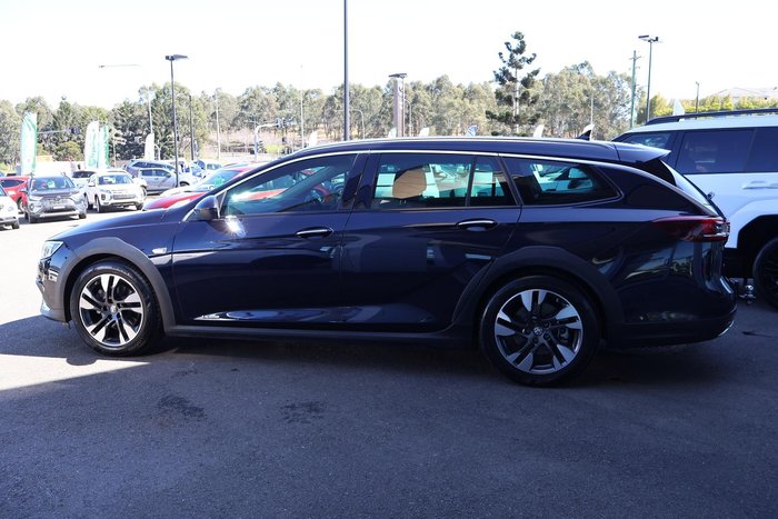 2018 Holden Calais V