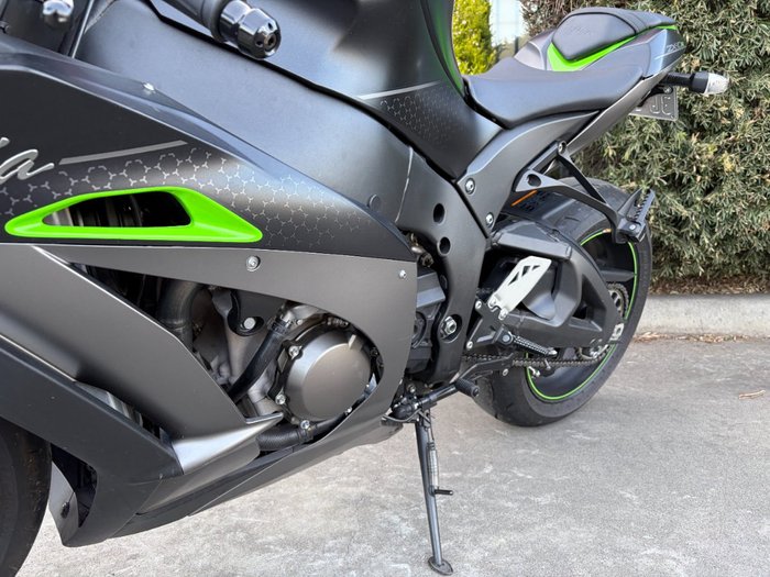 2018 Kawasaki NINJA ZX-10R SE Black