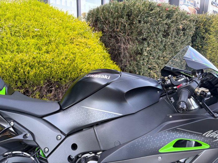 2018 Kawasaki NINJA ZX-10R SE Black