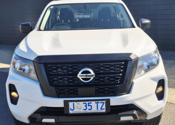 2021 Nissan Navara SL