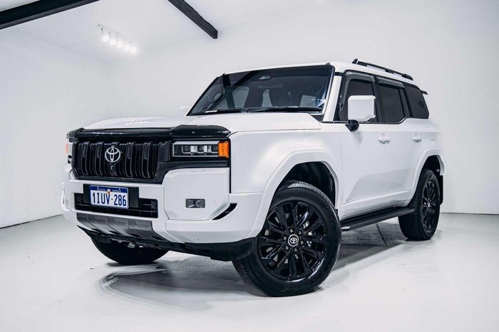 2025 Toyota Landcruiser Prado VX