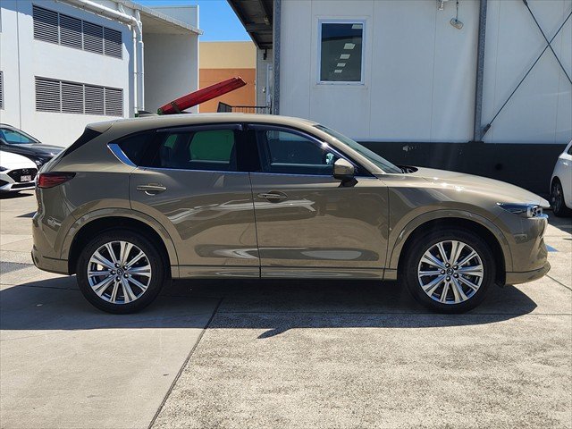 2022 Mazda CX-5 Akera